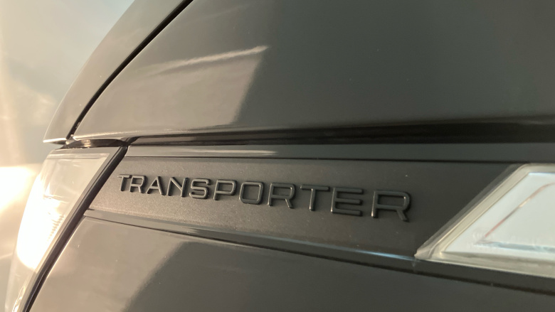 Volkswagen Transporter T32 Lwb Diesel 2.0 TDI 150 Highline Kombi Van DSG